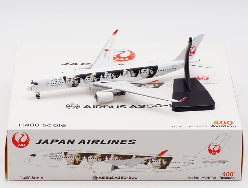 1:400 Aviation AV4068 Japan Airlines JAL A350-900 JA04XJ Free Tractor+Stand