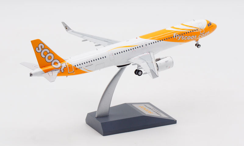 1:200 Aviation200 Scoot Airlines Airbus A321NEO 9V-NCA Aircraft Model