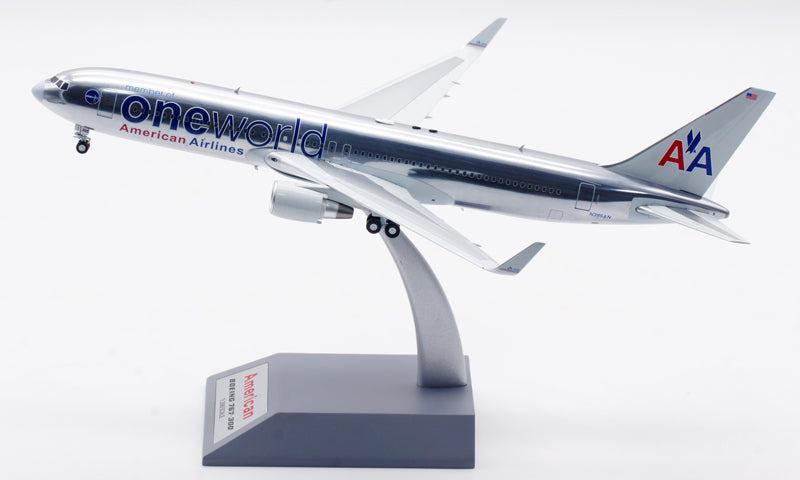 1:200 InFlight200 American Airlines B767-300 N395AN "One World" Diecast Aircraft Model With Stand