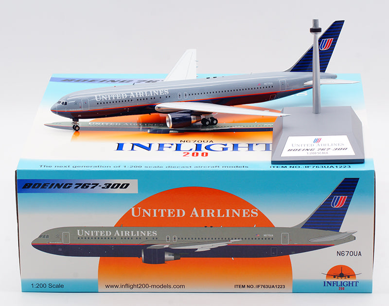 1:200 InFlight200 United Airlines B767-300 N670UA Diecast Model With Stand