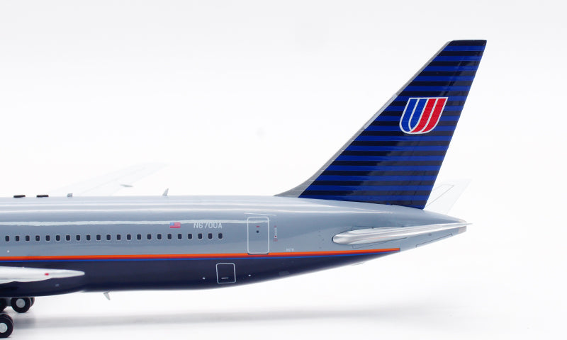 1:200 InFlight200 United Airlines B767-300 N670UA Diecast Model With Stand