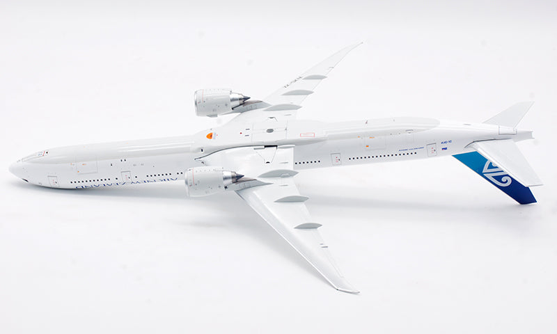 1:200 InFlight200 Air NewZealand B777-300ER ZK-OKM Aircraft Model With Stand