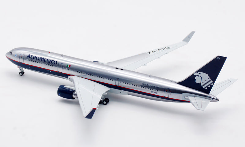 1:200 InFlight200 Areo Mexico B767-300 XA-APB Diecast Model With Stand