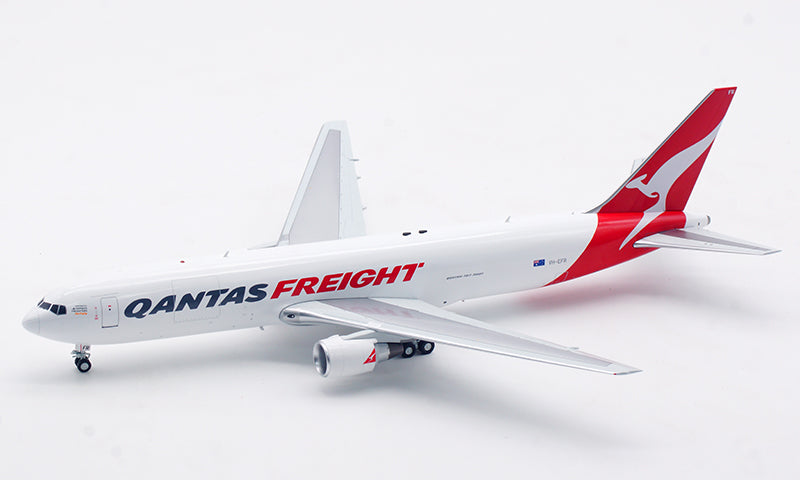 1:200 InFlight200 Qantas Cargo B767-300F VH-EFR Diecast Model With Stand