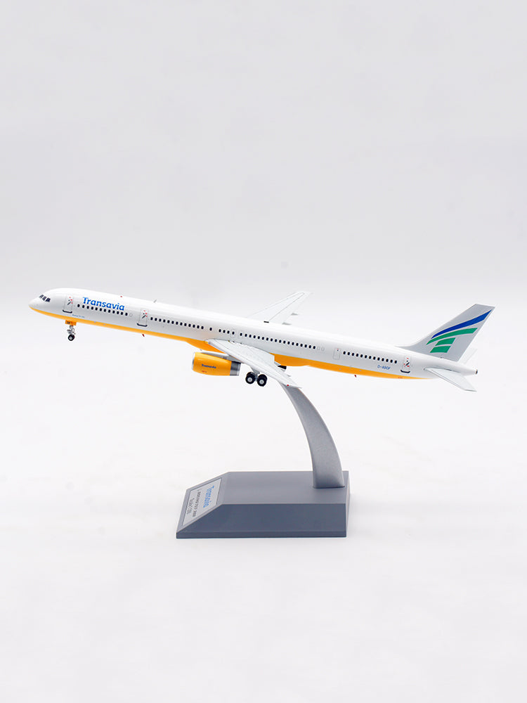 1:200 B-Models Transavia Airlines B757-300 B-ABOF Aircraft Model With Stand