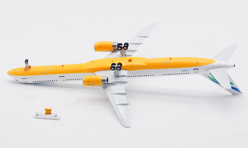 1:200 B-Models Transavia Airlines B757-300 B-ABOF Aircraft Model With Stand