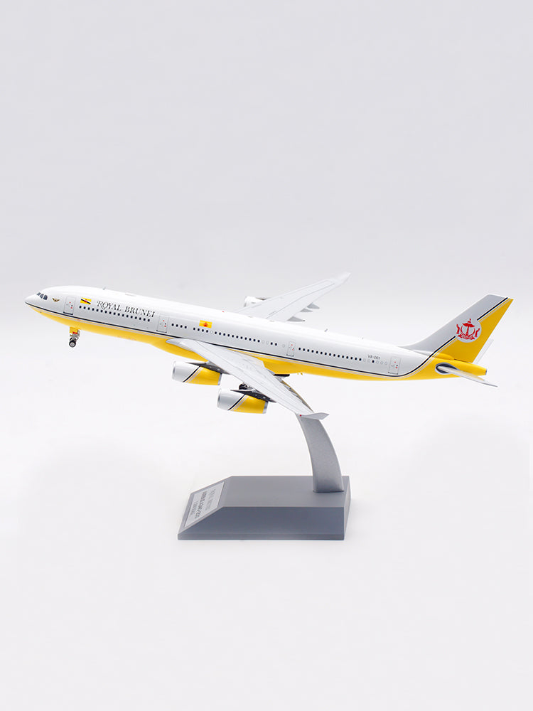 1:200 B-Models Royal Brunei Airlines A340-200 V8-001 Diecast Aircraft Model