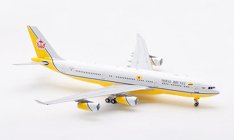 1:200 B-Models Royal Brunei Airlines A340-200 V8-001 Diecast Aircraft Model