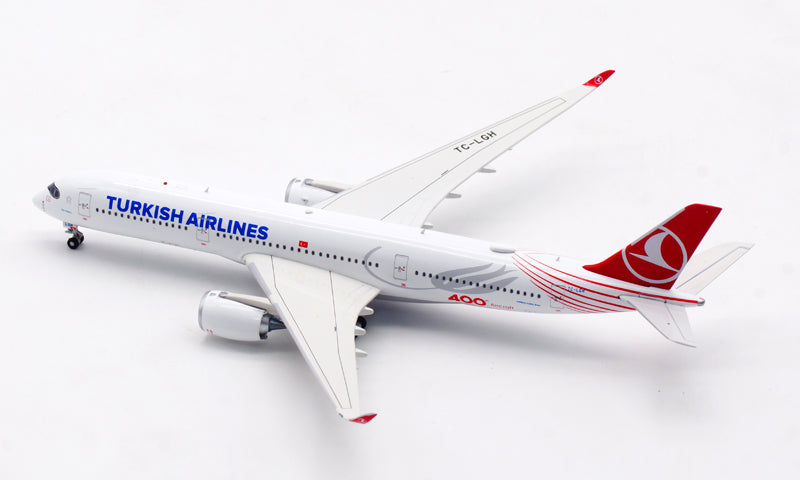 1:400 Aviation400 Turkish Airlines A350-900 TC-LGH Aircraft Model Free Tractor+Stand
