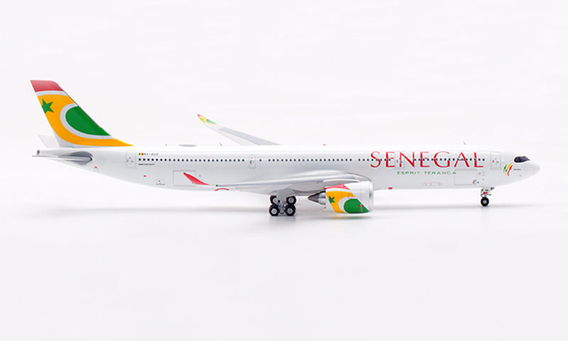 1:400 Aviation400 Senegal Airlines A330-900NEO 6V-ANB Aircraft Model Free Tractor+Stand
