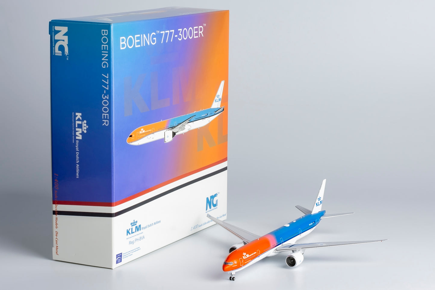 1:400 NG Models NG73041 KLM Boeing 777-300ER PH-BVA Aircraft Model+Free Tractor