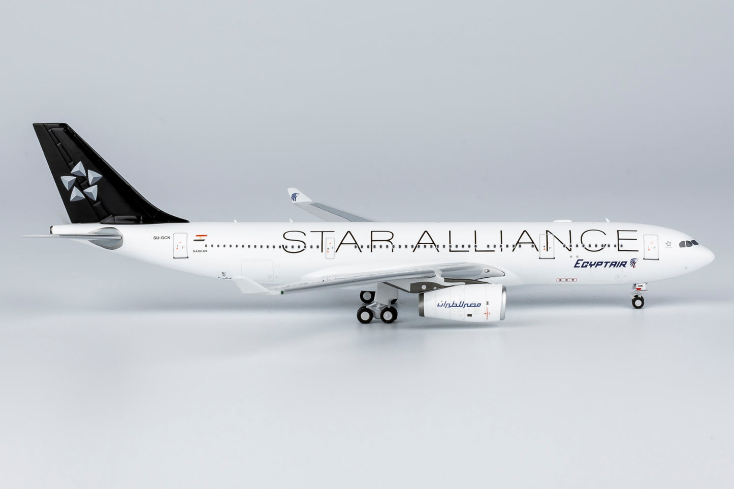 1:400 NG Models NG61086 EgyptAir Airbus A330-200 SU-GCK "STAR ALLANCE" Aircraft Model+Free Tractor