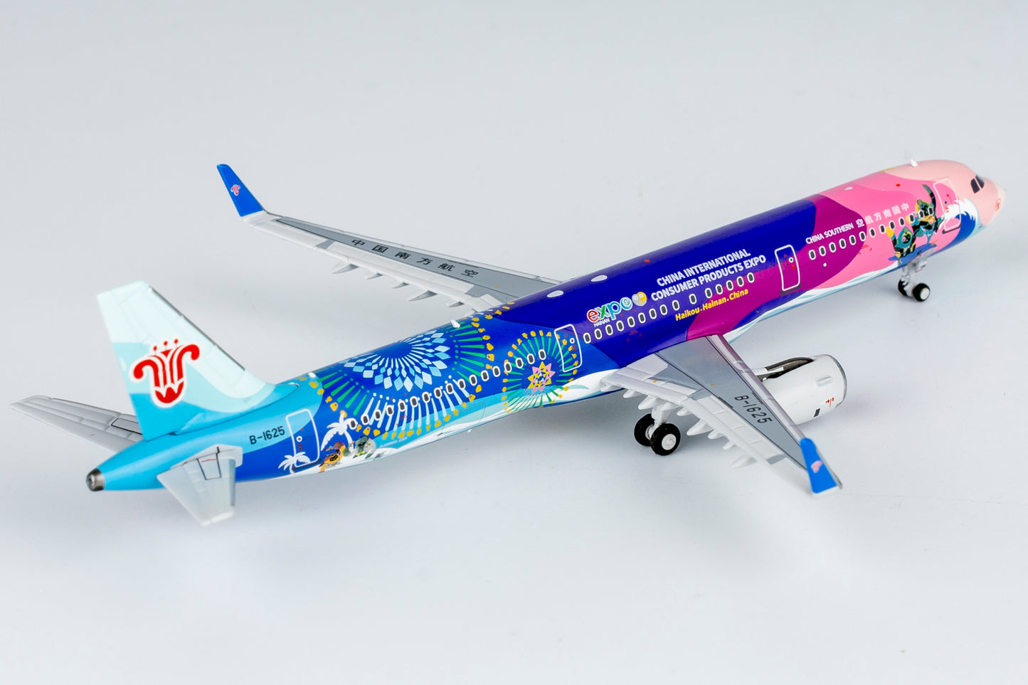 1:400 NG Models X China Southern Airbus A321 B-1625 Aircraft Model+Free Tractor