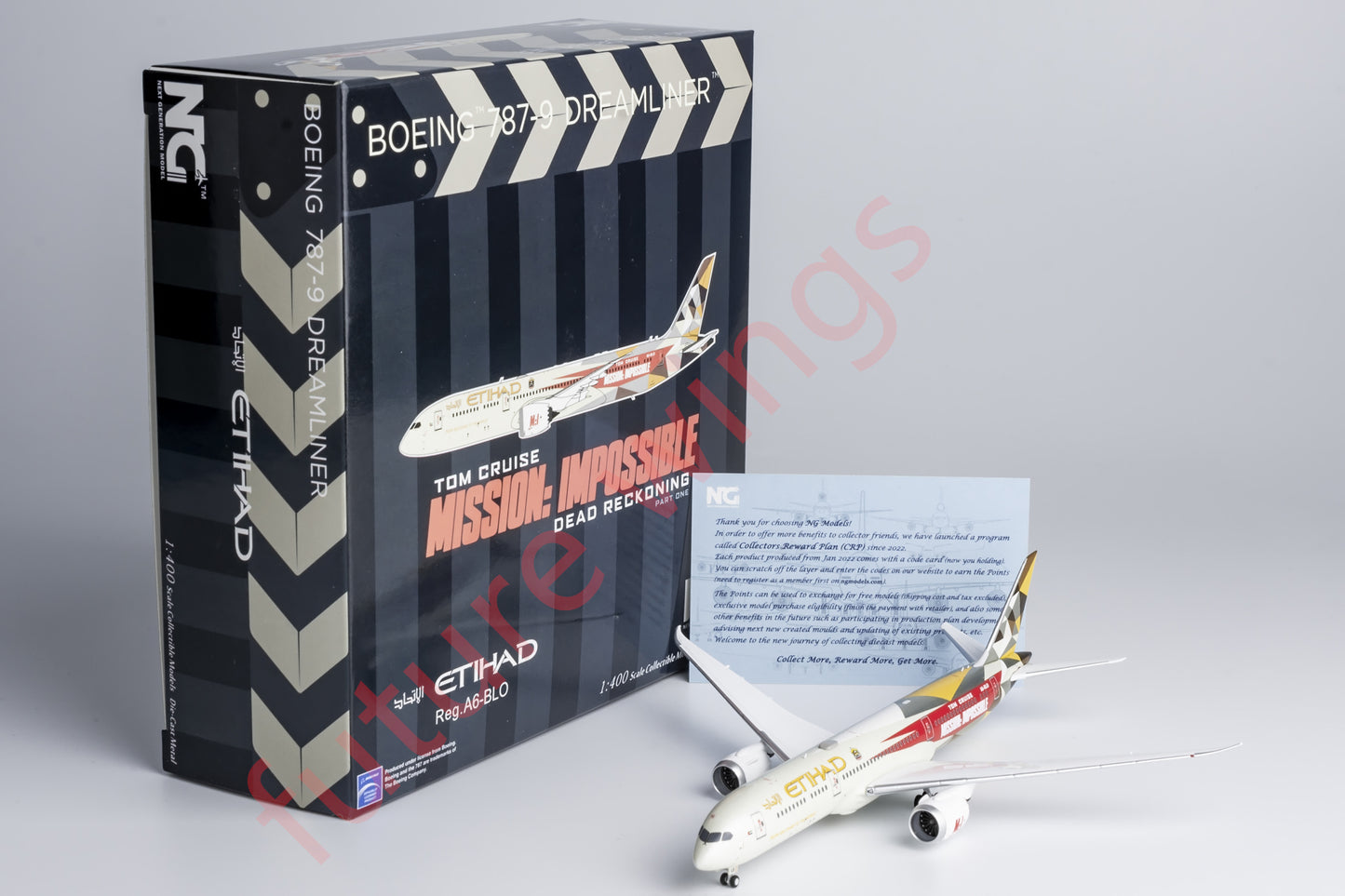 1:400 NG Models NG55117 Etihad Airways Boeing 787-9 A6-BLO Aircraft Model+Free Tractor