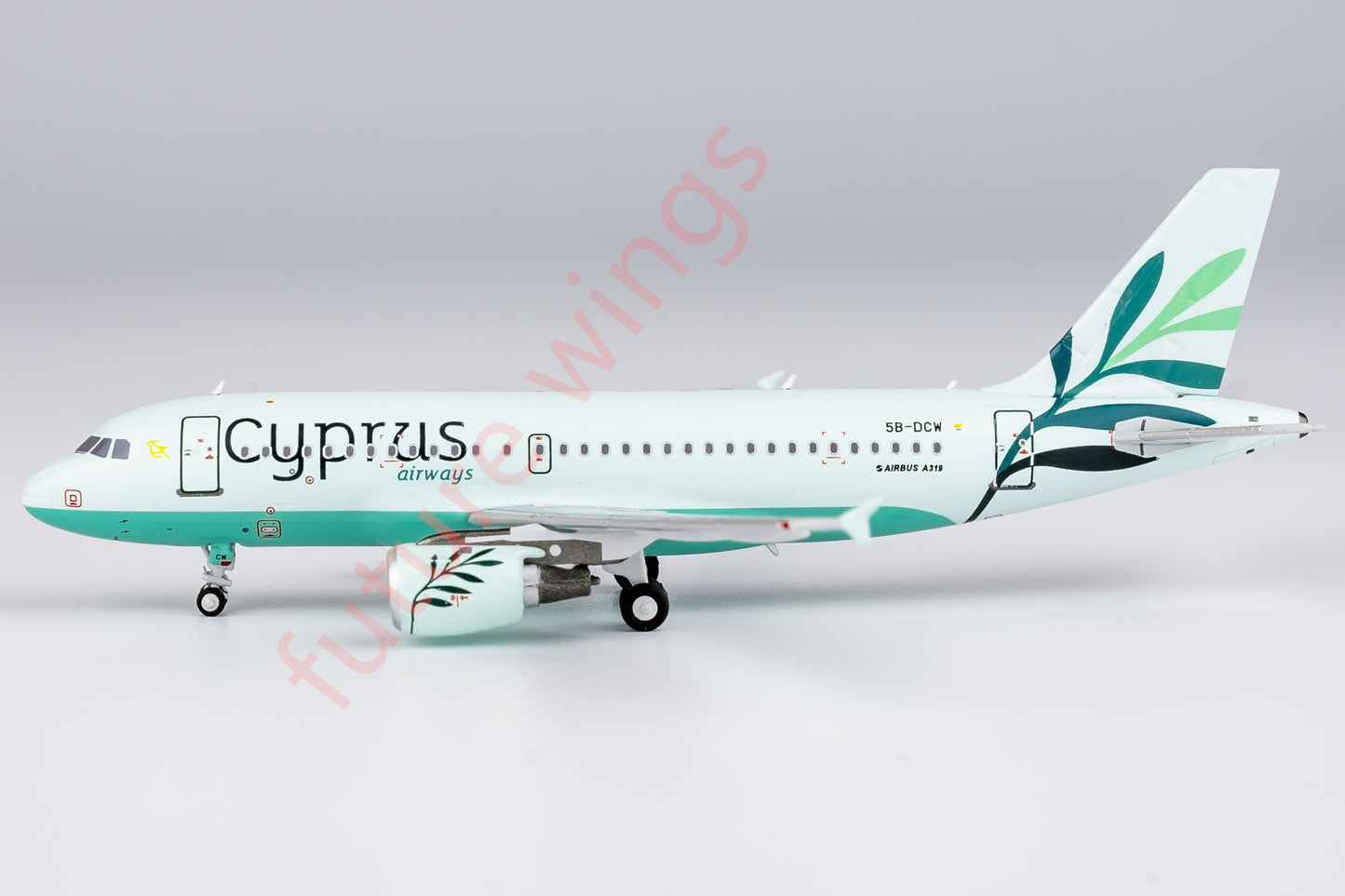 1:400 NG Models NG49031 Cyprus Airways Airbus A319 5B-DCW Aircraft Model+Free Tractor