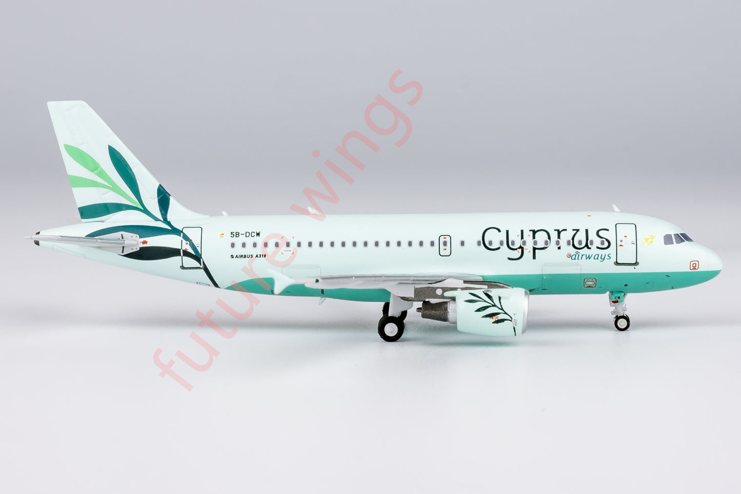 1:400 NG Models NG49031 Cyprus Airways Airbus A319 5B-DCW Aircraft Model+Free Tractor