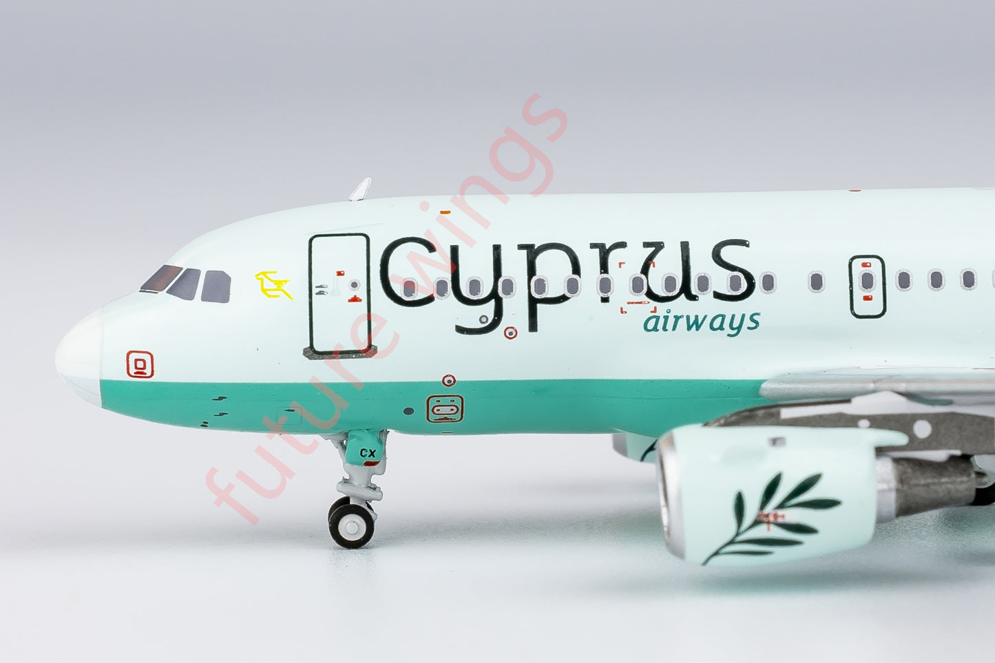 1:400 NG Models NG49030 Cyprus Airways Airbus A319 5B-DCX Aircraft Model+Free Tractor