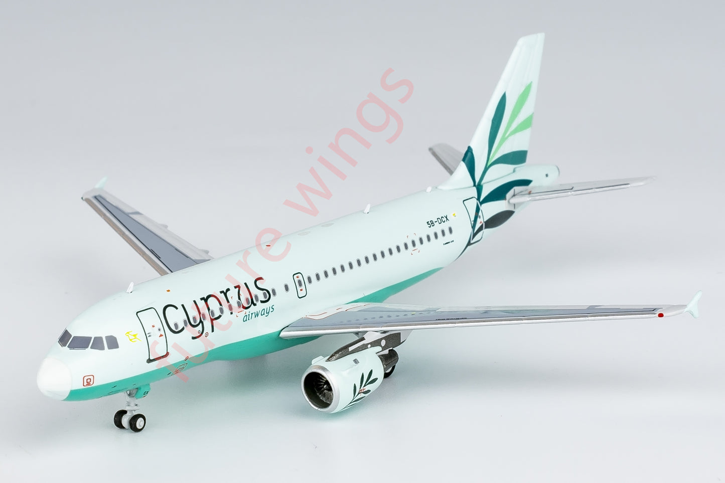1:400 NG Models NG49030 Cyprus Airways Airbus A319 5B-DCX Aircraft Model+Free Tractor