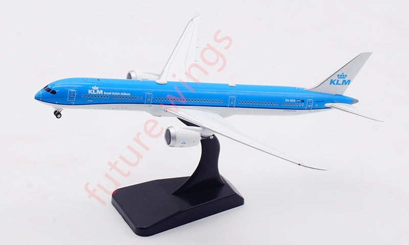 1:400 Aviation400 KLM B787-10 PH-BKM Aircraft Model Free Tractor+Stand
