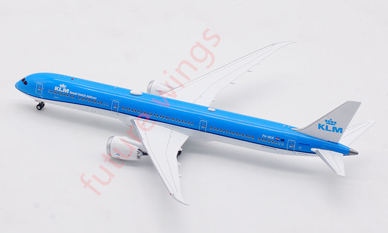 1:400 Aviation400 KLM B787-10 PH-BKM Aircraft Model Free Tractor+Stand