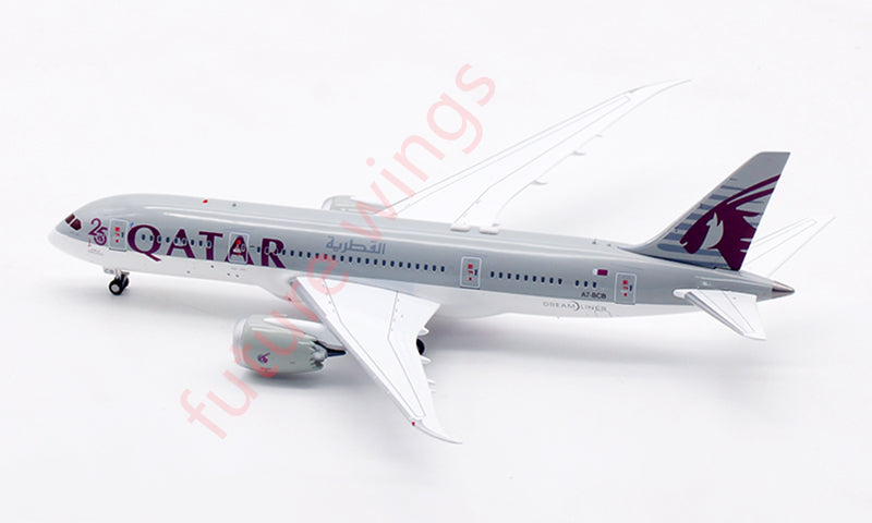 1:400 Aviation400 Qatar Airways B787-8 A7-BCB Aircraft Model Free Tractor+Stand