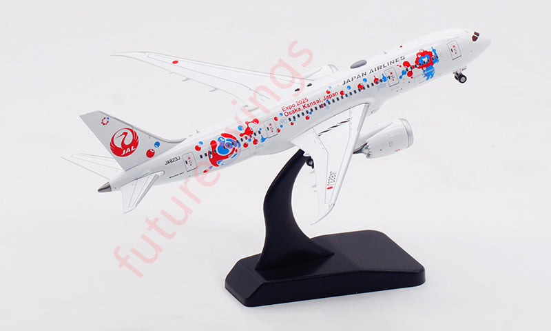 1:400 Aviation400 Japan Airlines B787-8 JA823J Aircraft Model Free Tractor+Stand