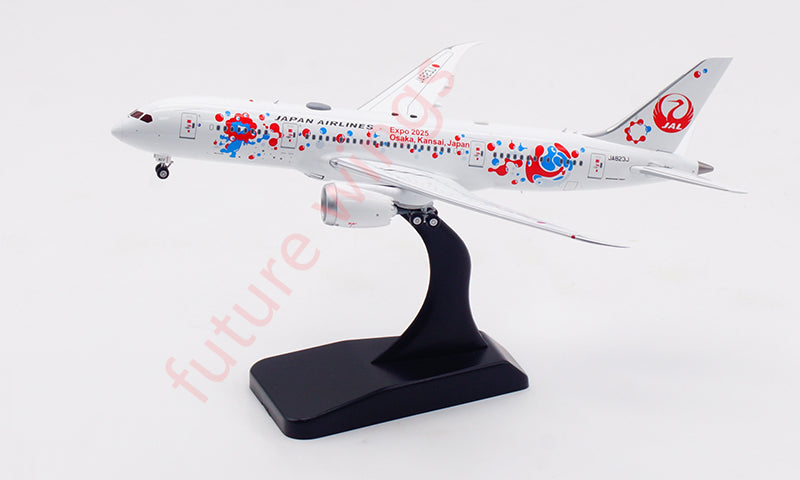 1:400 Aviation400 Japan Airlines B787-8 JA823J Aircraft Model Free Tractor+Stand