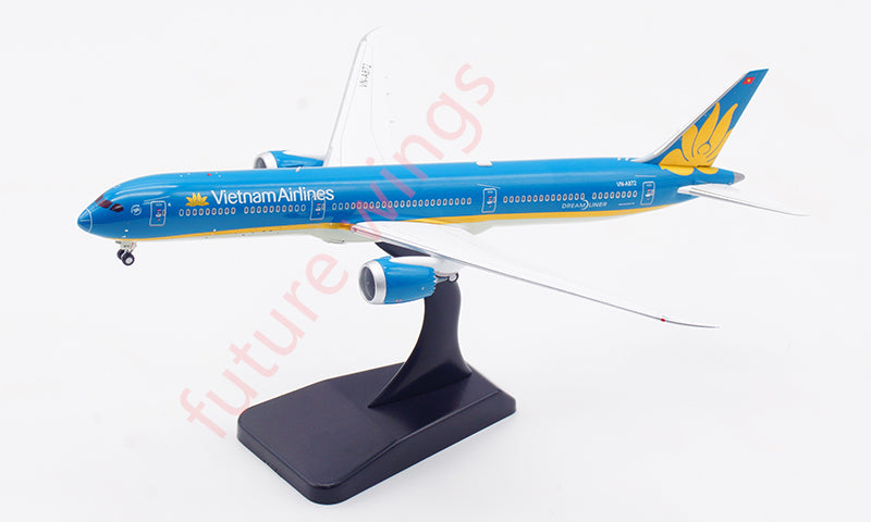 1:400 Aviation400 Vietnam Airlines B787-10 VN-A872 Aircraft Model Free Tractor+Stand