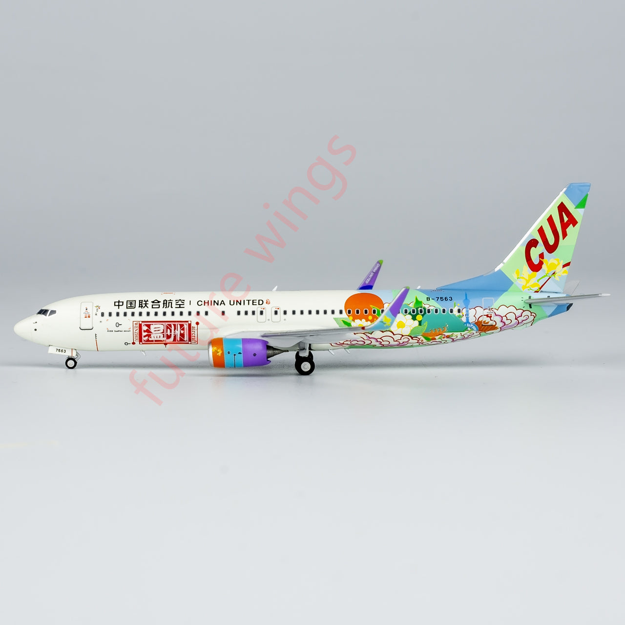 1:400 NG Models China United B737-800 Aircraft Model Free Tractor