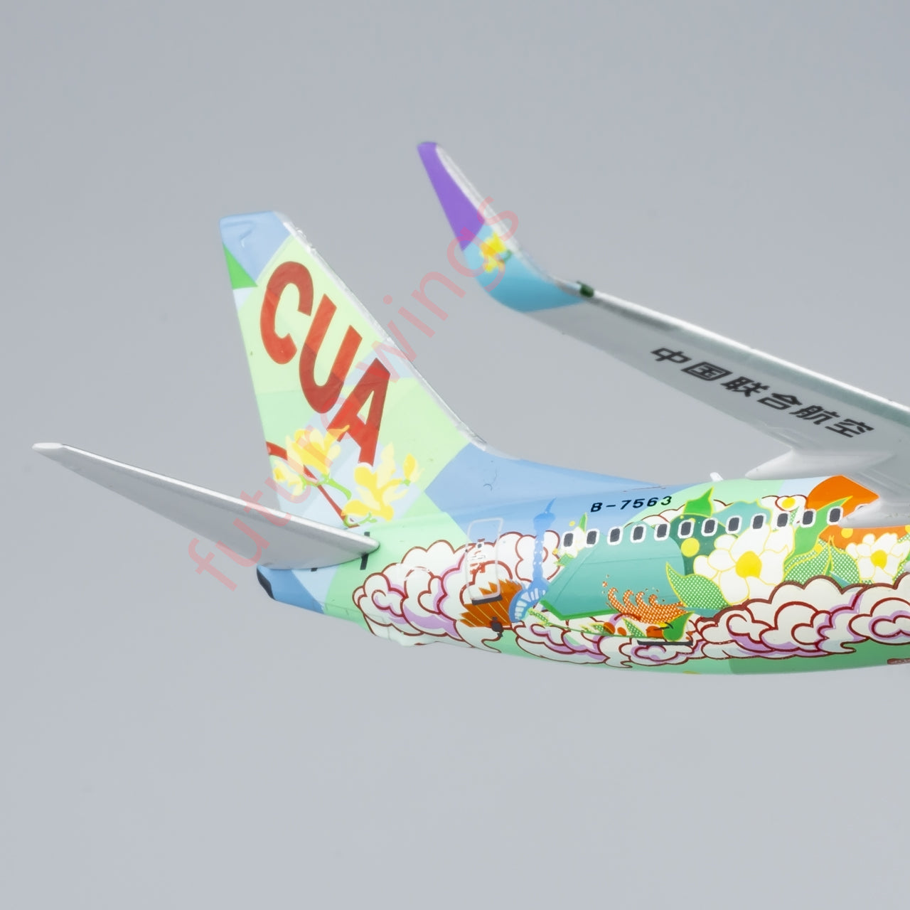 1:400 NG Models China United B737-800 Aircraft Model Free Tractor