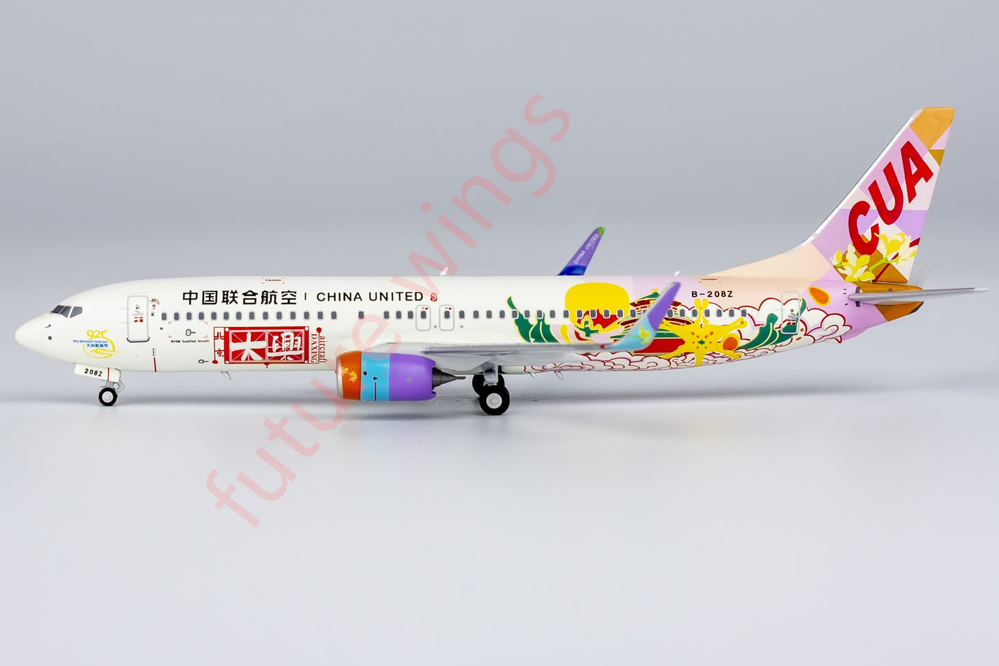 1:400 NG Models China United B737-800 Aircraft Model Free Tractor