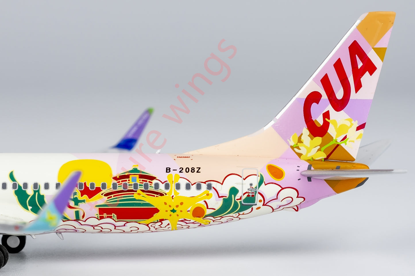 1:400 NG Models China United B737-800 Aircraft Model Free Tractor