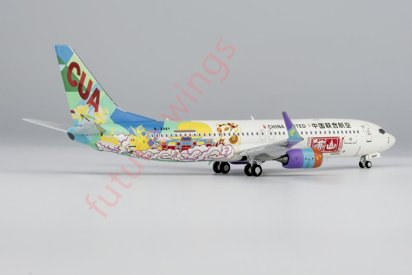 1:400 NG Models China United B737-800 Aircraft Model Free Tractor