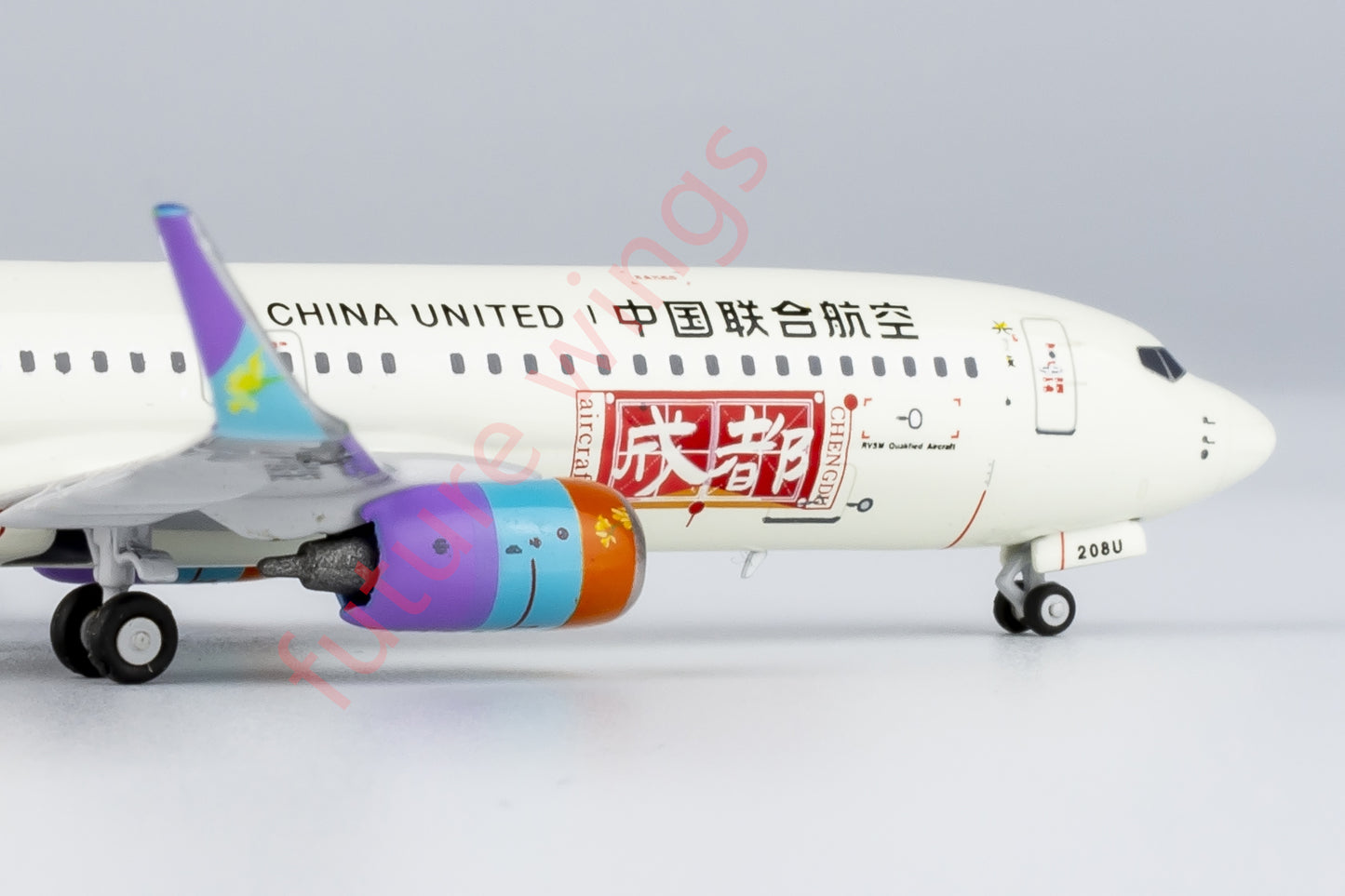 1:400 NG Models China United B737-800 Aircraft Model Free Tractor