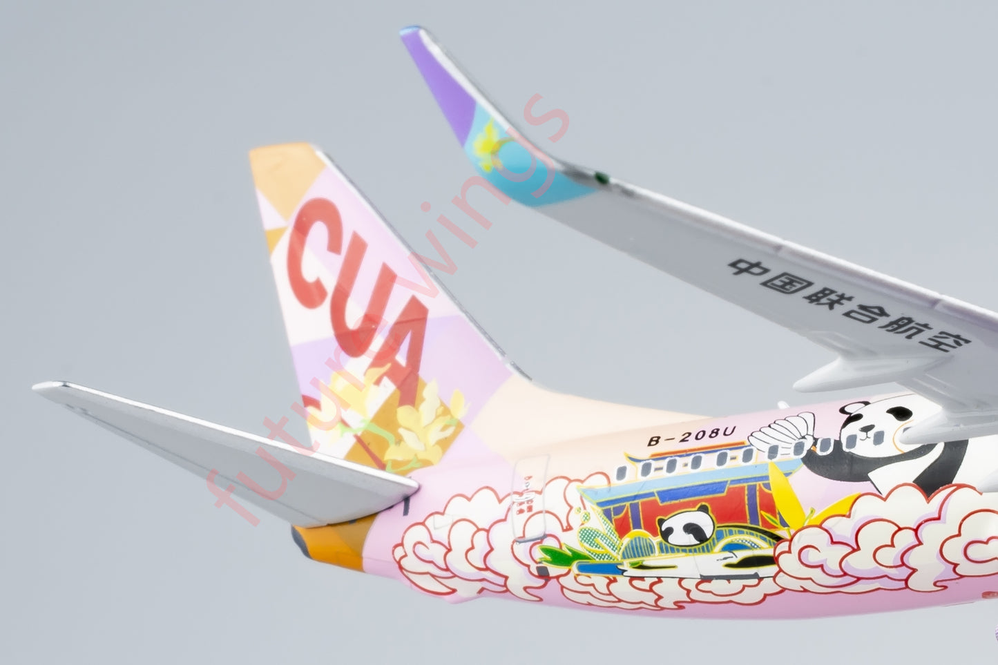1:400 NG Models China United B737-800 Aircraft Model Free Tractor