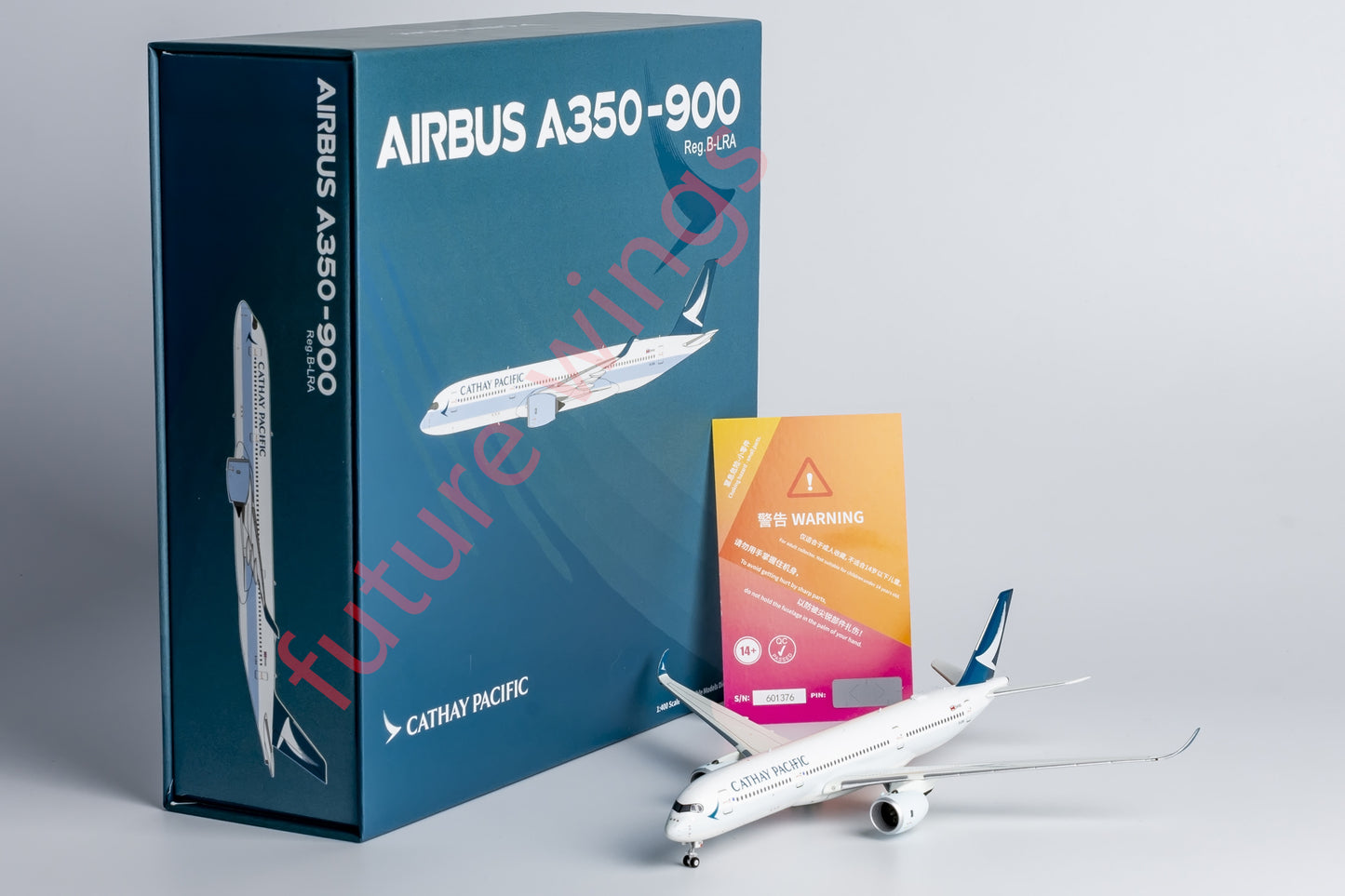 1:400 NG Models NG39076 Cathay Pacific Airbus A350-900 B-LRA "luxury package" Aircraft Model+Free Tractor