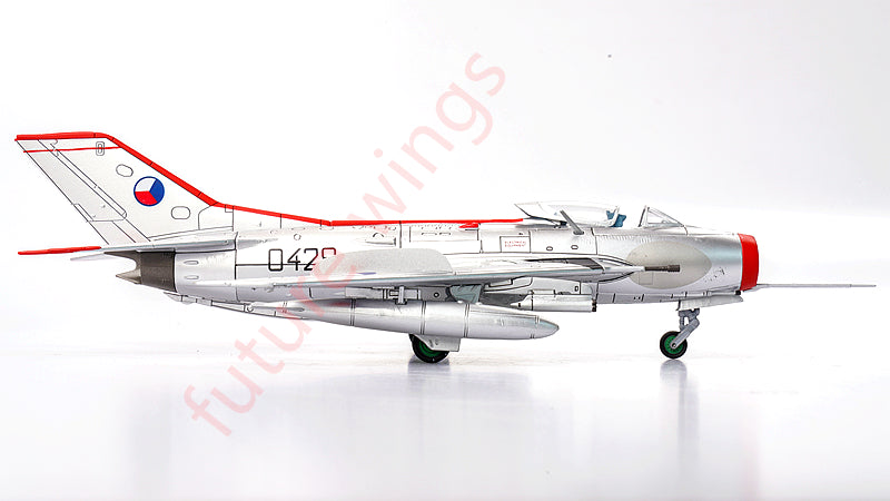 1:72 Panzerkampf 14642PD Czechoslovakia Air Force MIG-19S Fighter