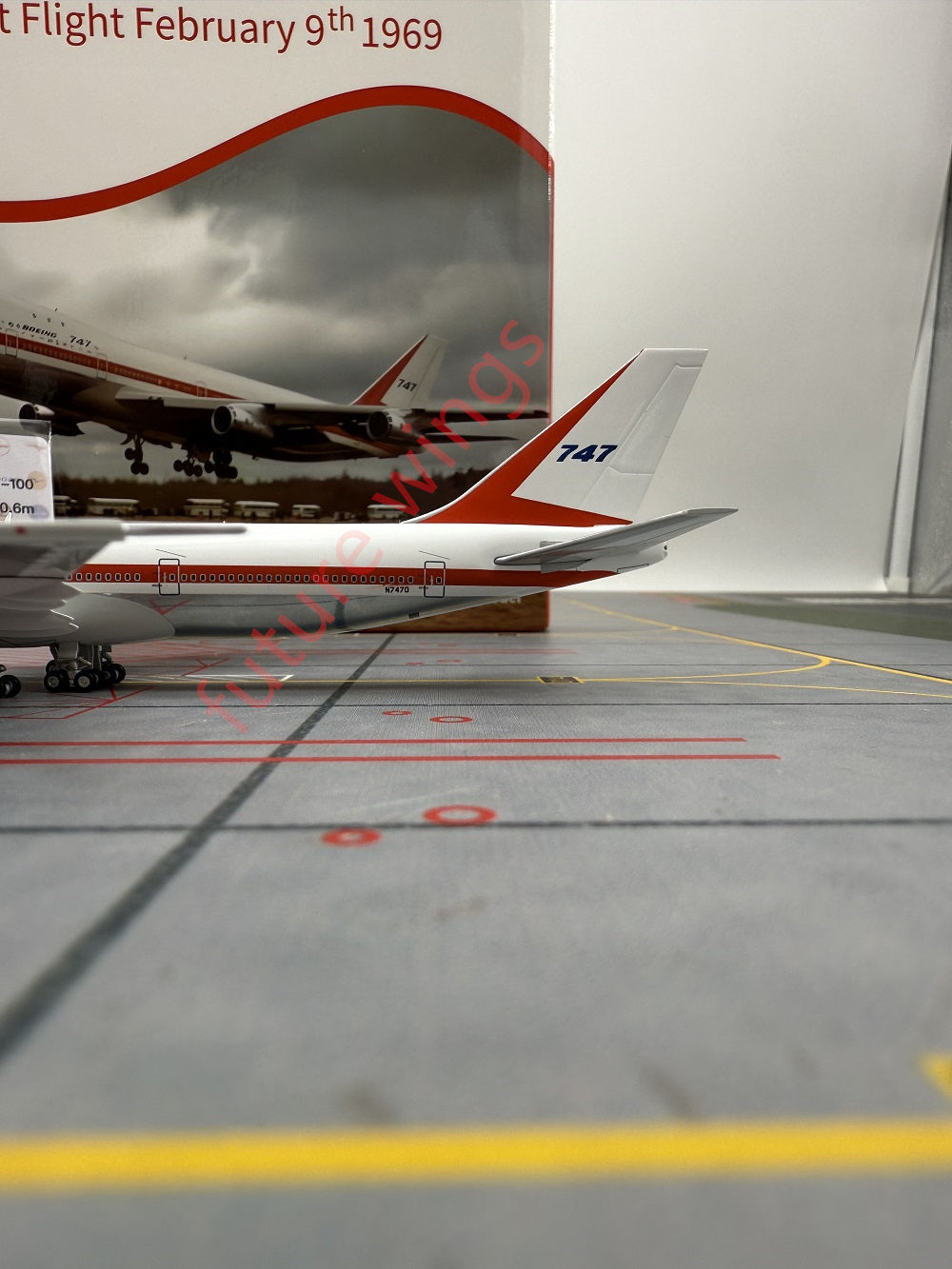 1:400 YY Wings Boeing 747-100 N7470 "First Flight"Aircraft Model With Stand+Free Tractor