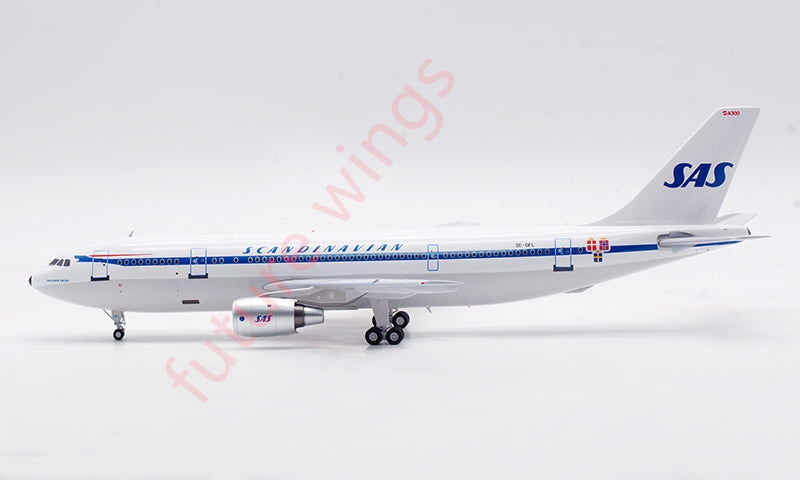 1:200 InFlight200 SAS Airbus A300 SE-DFL Diecast Aircraft Model With Stand