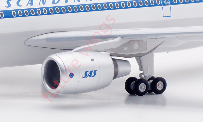 1:200 InFlight200 SAS Airbus A300 SE-DFL Diecast Aircraft Model With Stand