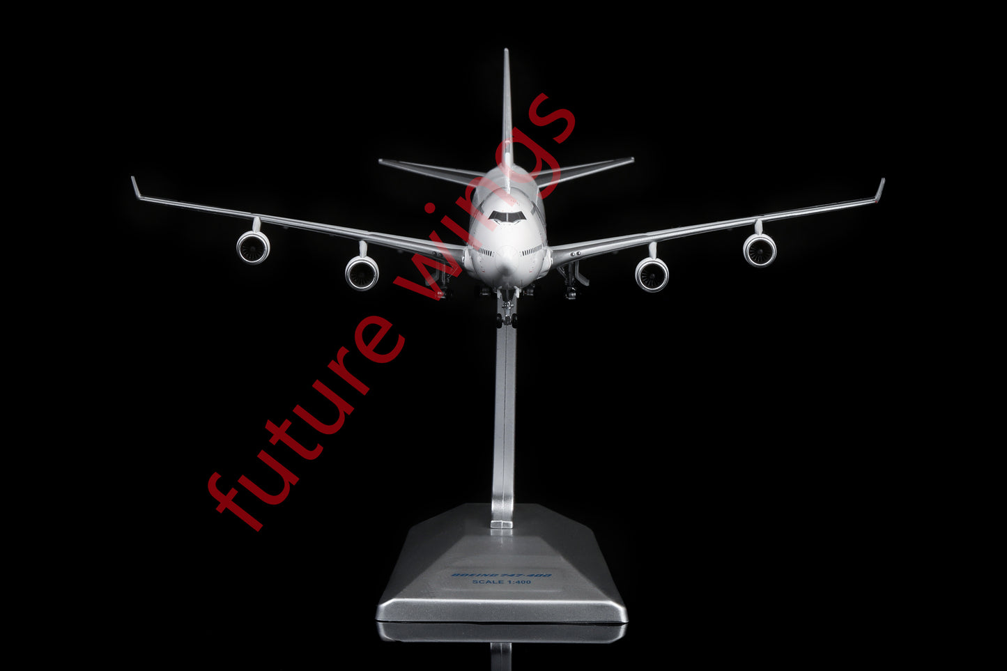 1:400 HX Models B747-100/B747-400 Blank Diecast Aircraft Model With Stand+Tractor
