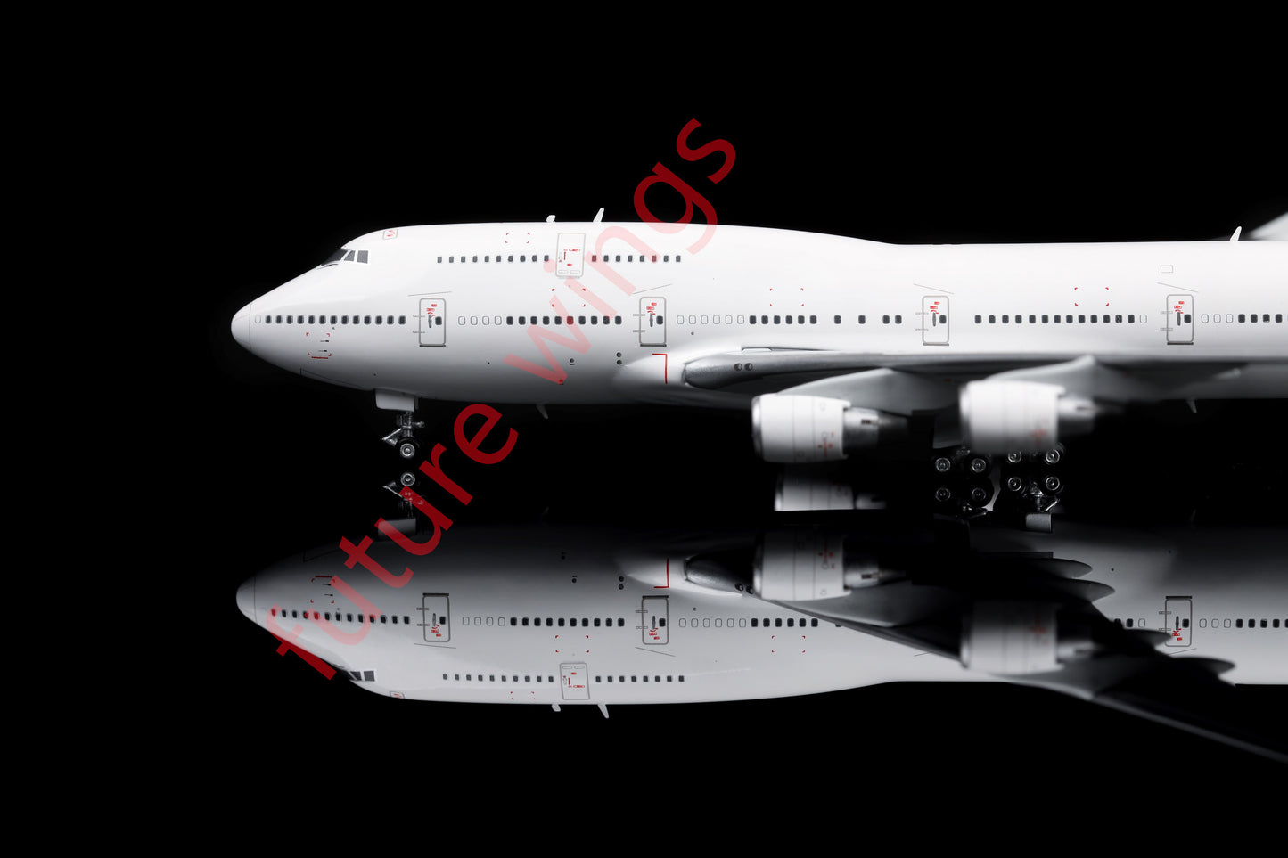1:400 HX Models B747-100/B747-400 Blank Diecast Aircraft Model With Stand+Tractor
