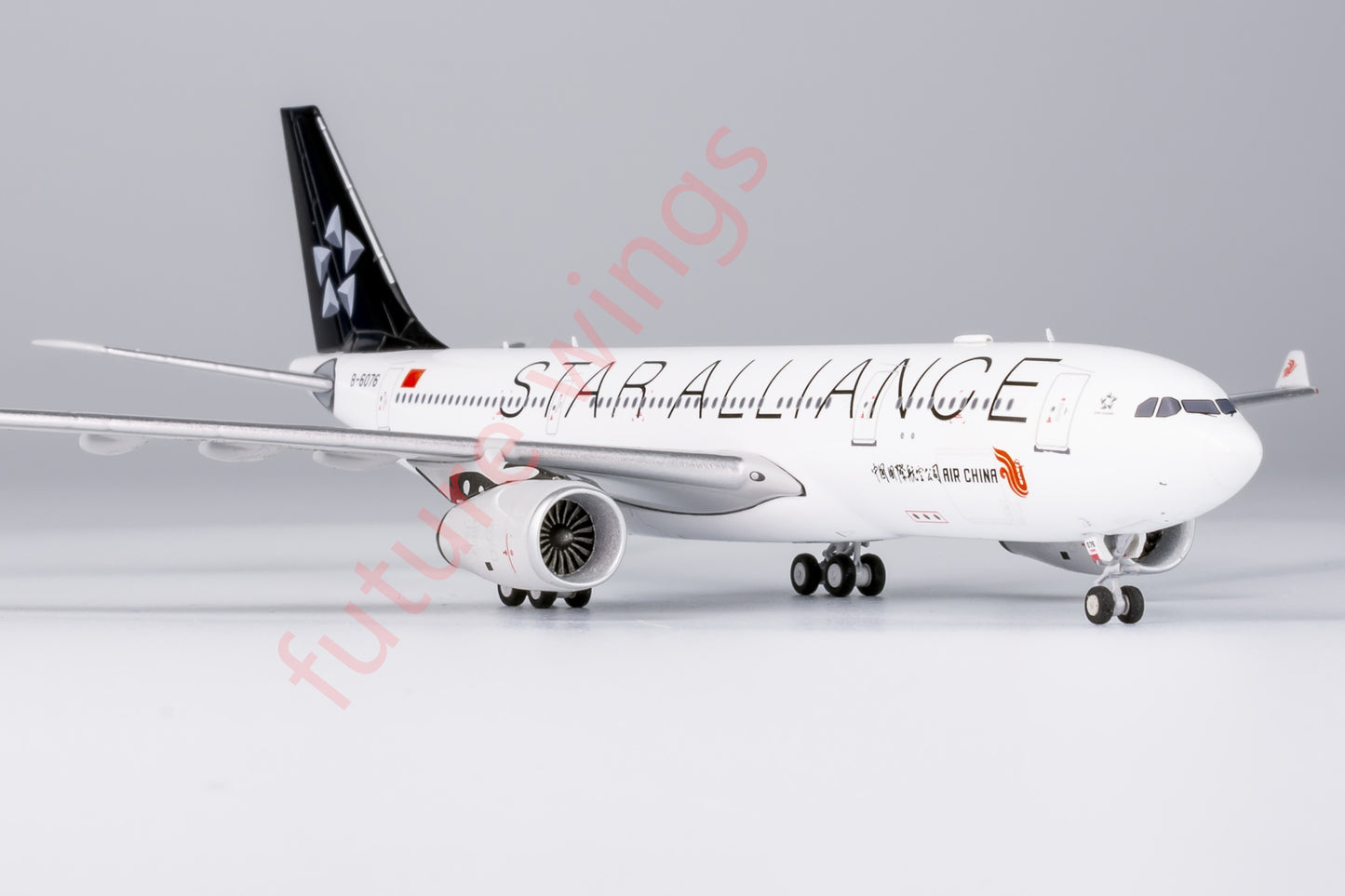 1:400 NG Models NG61083 Air China A330-200 B-6076 "STAR ALLIANCE"Aircraft Model+Free Tractor