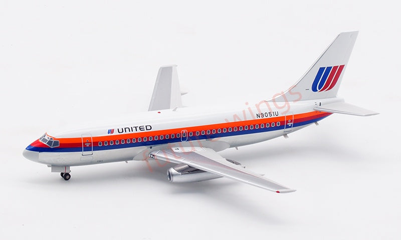 1:200 InFlight200 United Airlines B737-200 N9051U Aircraft Model With Stand