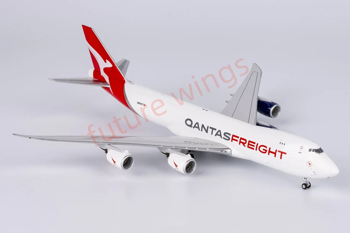 1:400 NG Models NG78032 Atlas&Qantas B747-8F N856GT Aircraft Model+Free Tractor
