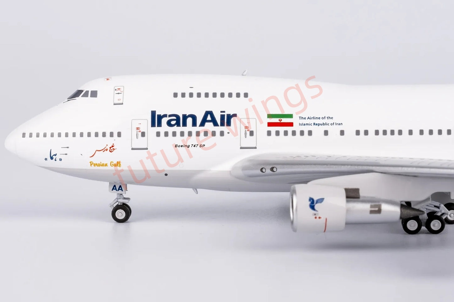1:400 NG Models NG07042 Iran Air B747SP EP-IAA Aircraft Model+Free Tractor