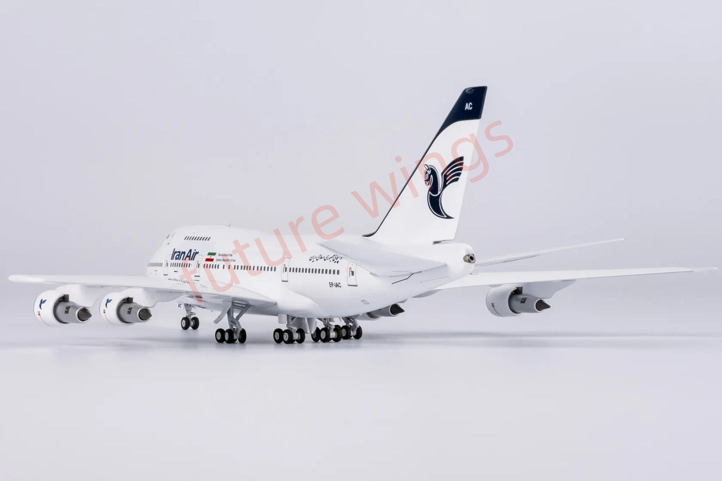 1:400 NG Models NG07041 Iran Air B747SP EP-IAC Aircraft Model+Free Tractor