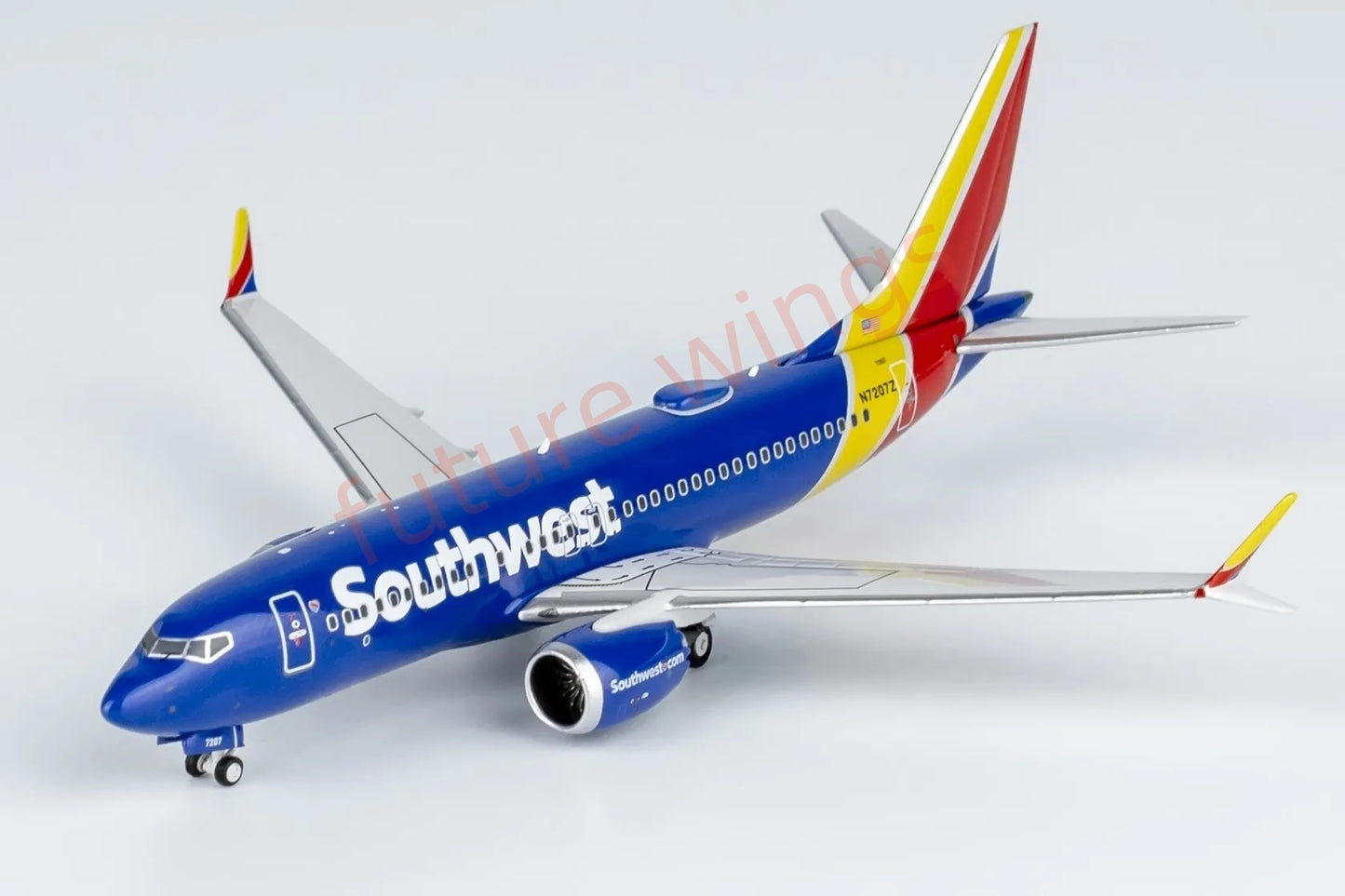 1:400 NG Models NG87002 Southwest B737 MAX7 N7207Z Aircraft Model+Free Tractor
