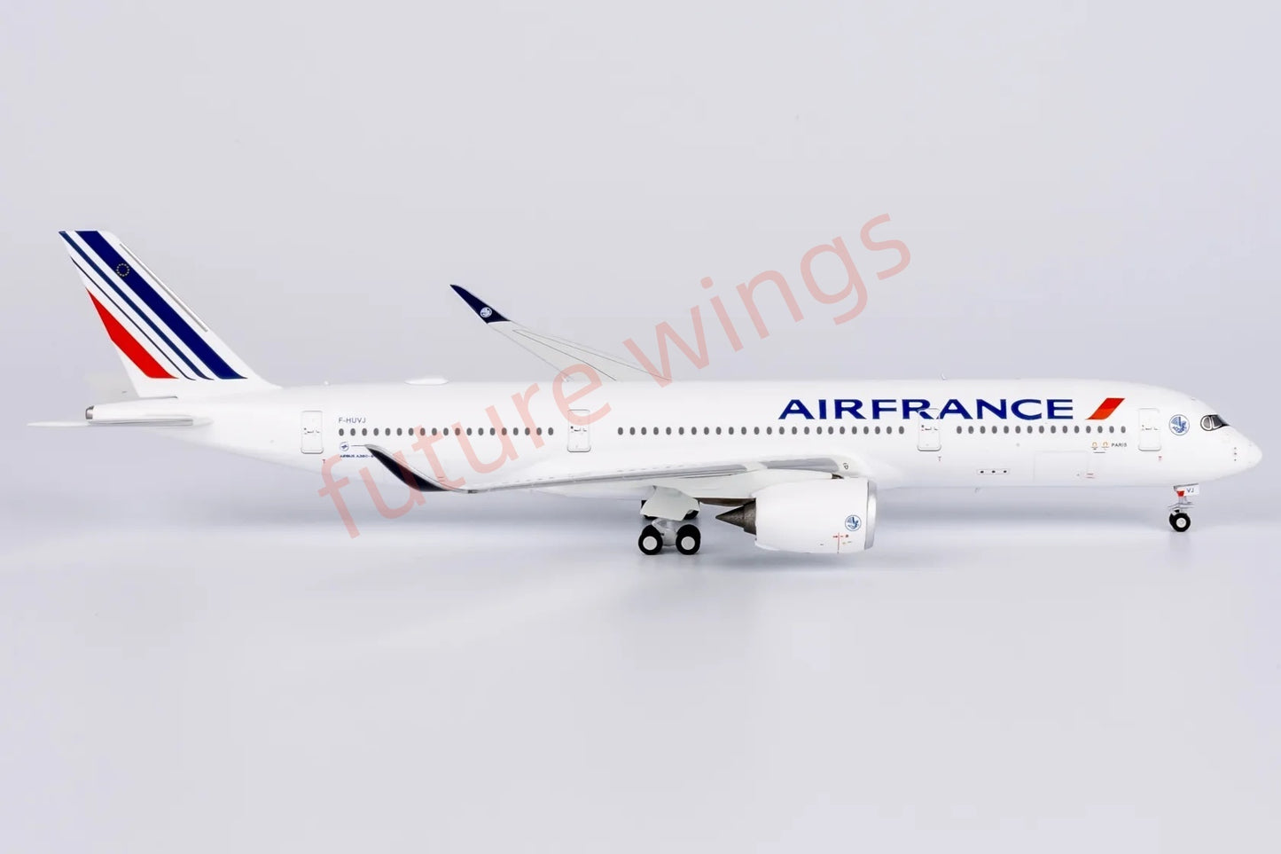 1:400 NG Models NG39089 Air France A350-900 F-HUVJ "Paris 2024" Aircraft Model+Free Tractor