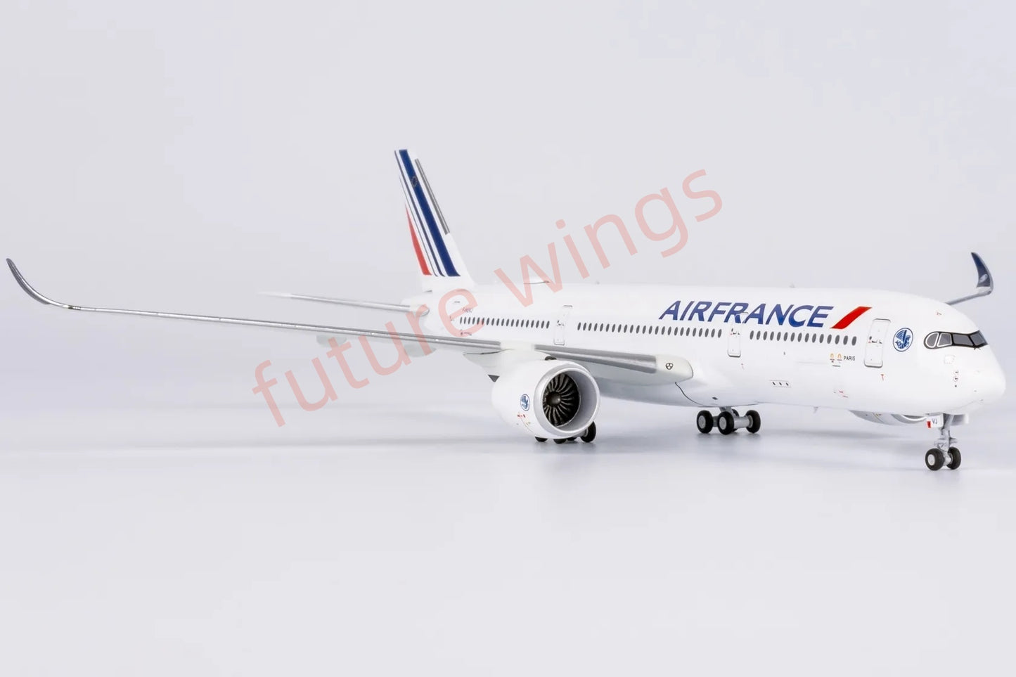 1:400 NG Models NG39089 Air France A350-900 F-HUVJ "Paris 2024" Aircraft Model+Free Tractor
